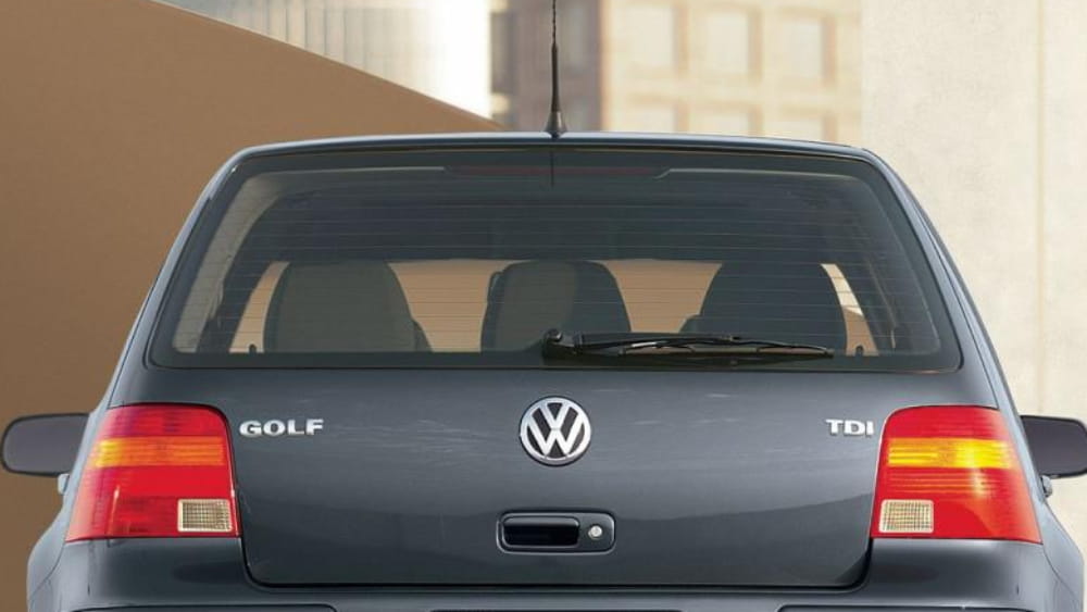Traseira de um carro a gasóleo